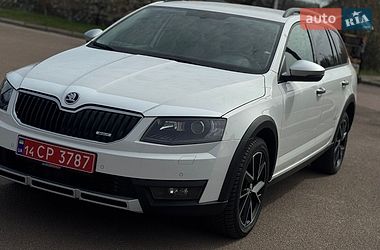 Універсал Skoda Octavia Scout 2016 в Житомирі