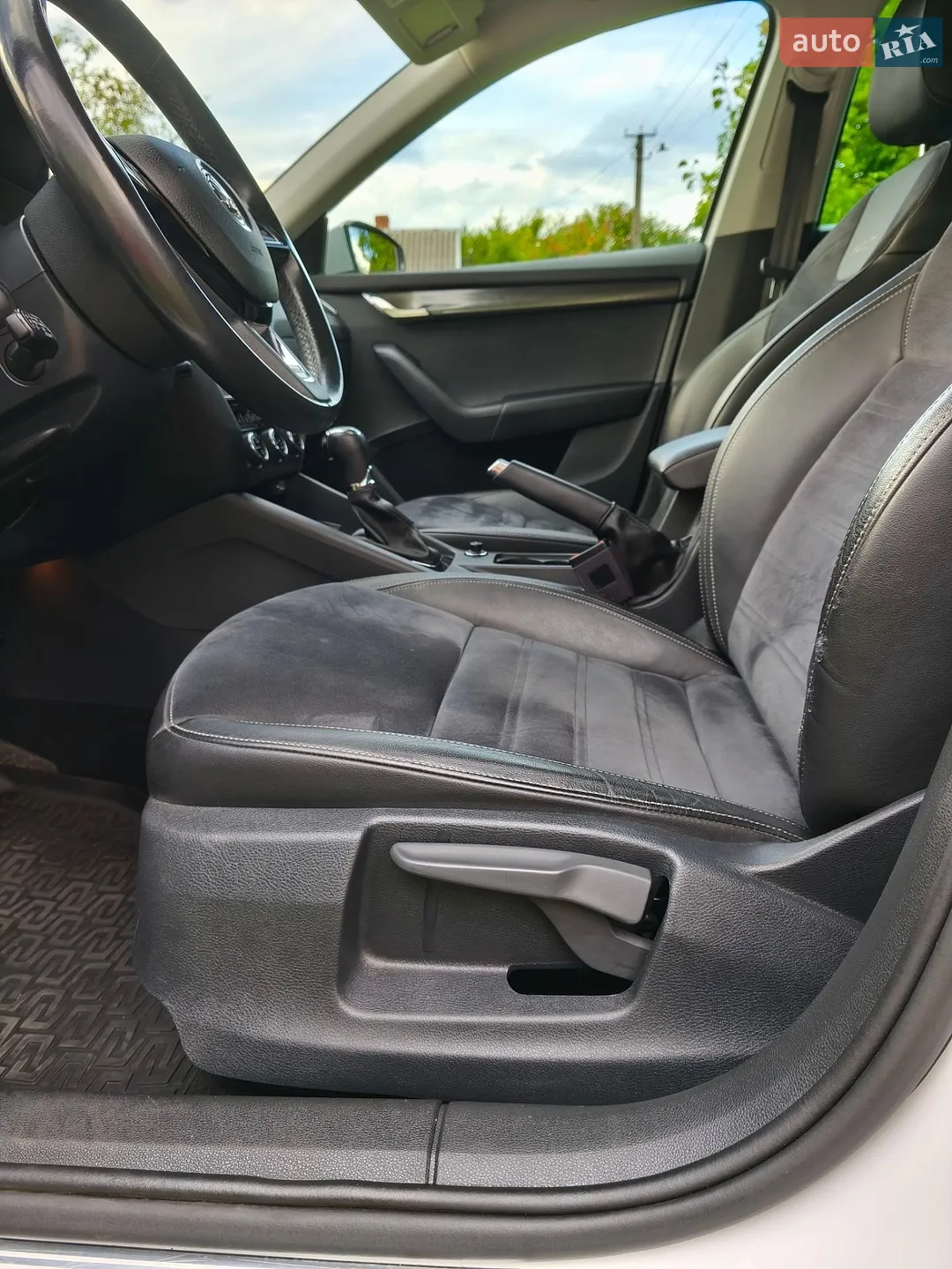 2019 Skoda Octavia - мініатюра 35