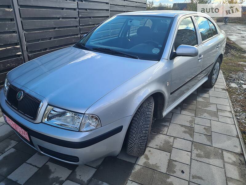 Skoda Octavia Tour