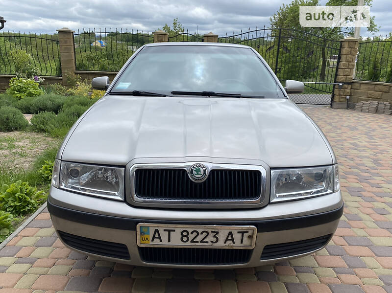 Skoda Octavia Tour