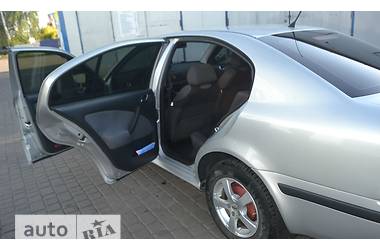 Седан Skoda Octavia 2006 в Львове