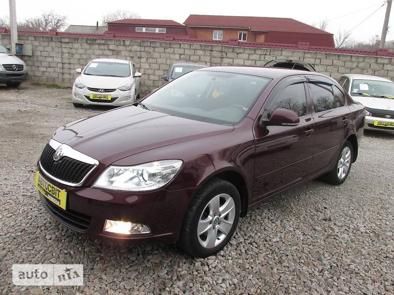 Хэтчбек Skoda Octavia 2012 в 