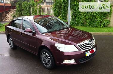 Седан Skoda Octavia 2011 в Кривом Роге