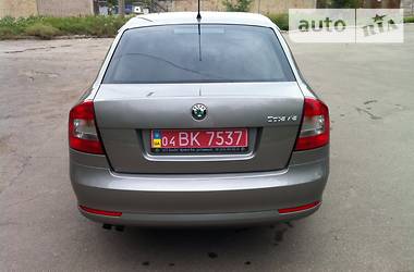 Седан Skoda Octavia 2010 в 