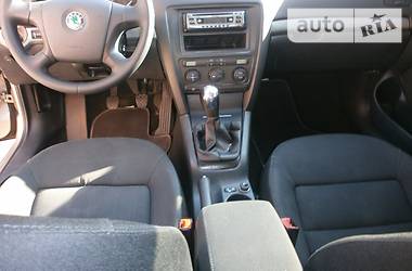 Седан Skoda Octavia 2006 в 