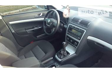 Седан Skoda Octavia 2010 в Кременчуге