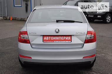 Седан Skoda Octavia 2014 в 