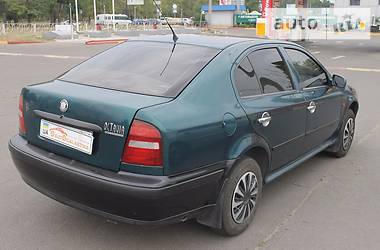 Седан Skoda Octavia 1998 в Николаеве