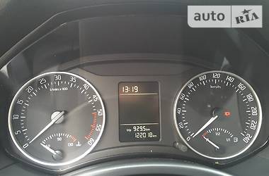 Седан Skoda Octavia 2010 в 