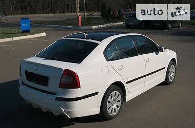 Седан Skoda Octavia 2007 в Киеве