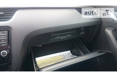 Седан Skoda Octavia 2014 в 