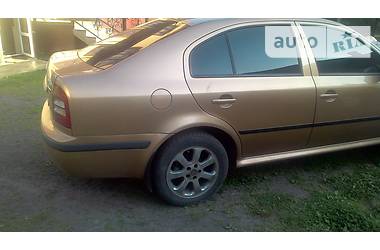 Седан Skoda Octavia 2001 в Червонограде