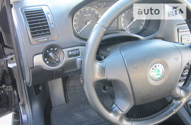 Седан Skoda Octavia 2006 в Львове