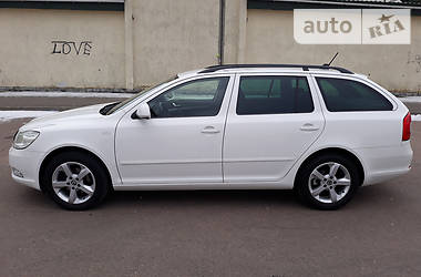 Универсал Skoda Octavia 2012 в Стрые