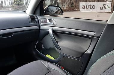 Седан Skoda Octavia 2009 в 