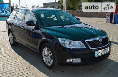 Универсал Skoda Octavia 2010 в Ровно