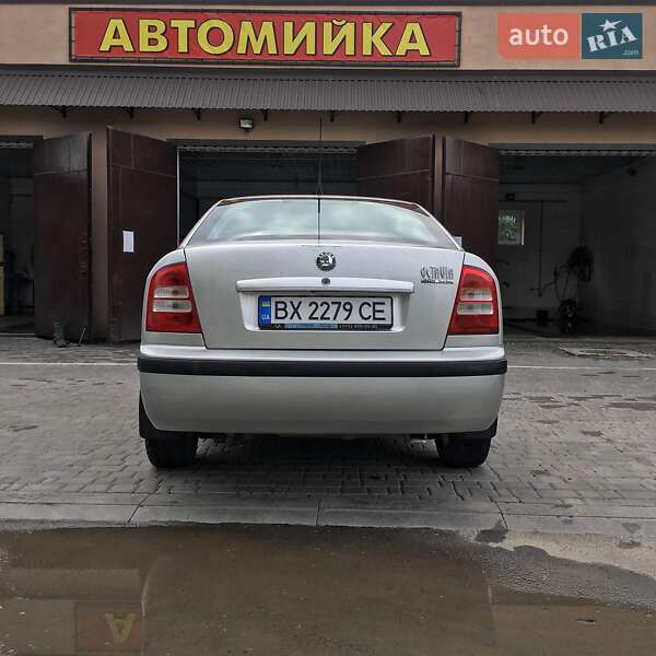 Лифтбек Skoda Octavia 2004 в Каменец-Подольском