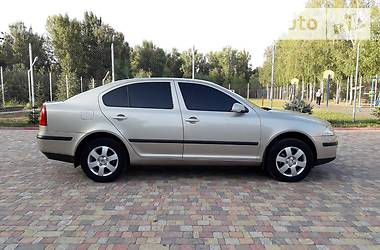 Седан Skoda Octavia 2005 в Миргороді