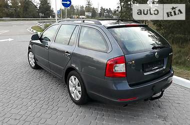 Универсал Skoda Octavia 2010 в Бродах