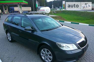 Универсал Skoda Octavia 2010 в Бродах