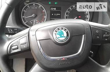 Седан Skoda Octavia 2010 в Днепре