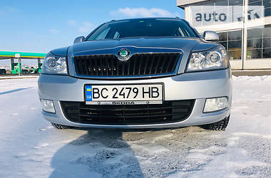 Универсал Skoda Octavia 2010 в Ивано-Франковске