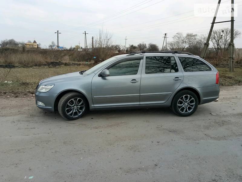 Универсал Skoda Octavia 2012 в Нововолынске