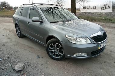 Универсал Skoda Octavia 2012 в Нововолынске