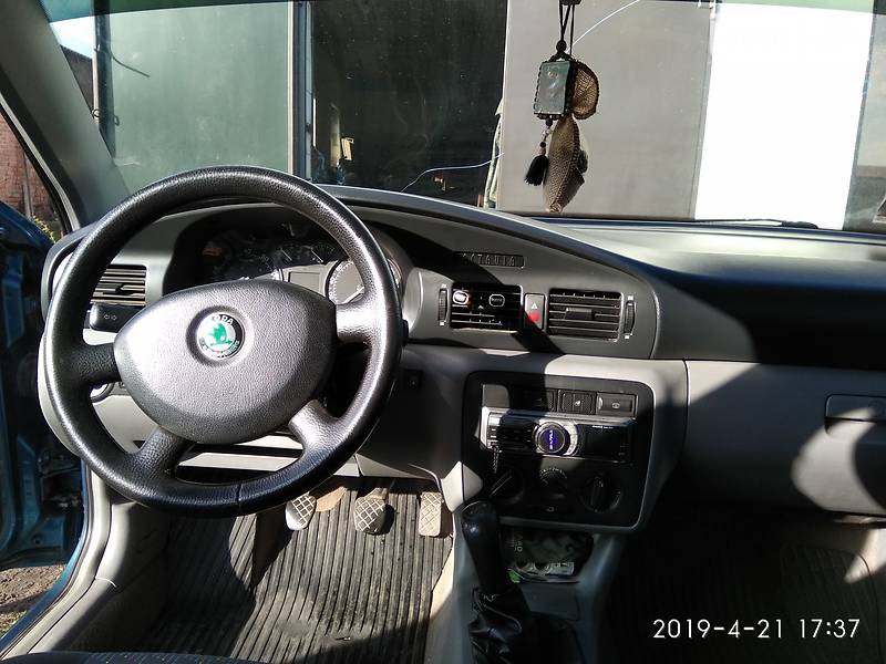 Хетчбек Skoda Octavia 2003 в Миргороді
