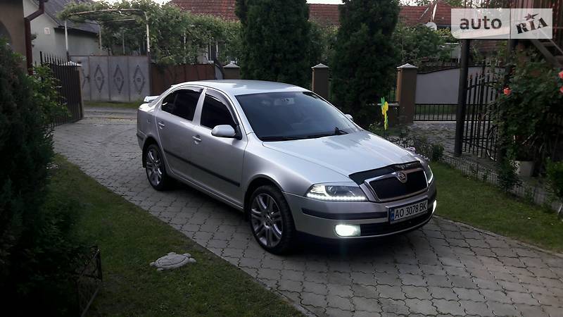 Седан Skoda Octavia 2005 в Сваляве