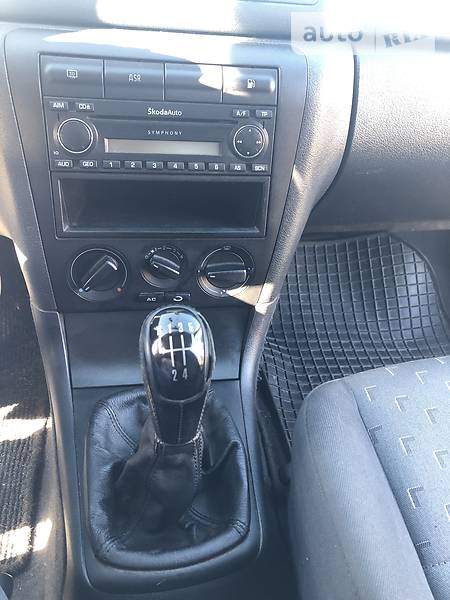 Універсал Skoda Octavia 2003 в Решетилівці