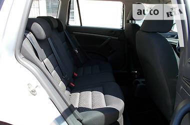 Универсал Skoda Octavia 2012 в 