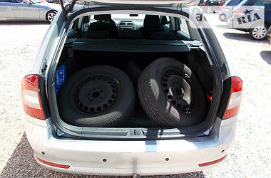 Универсал Skoda Octavia 2012 в 