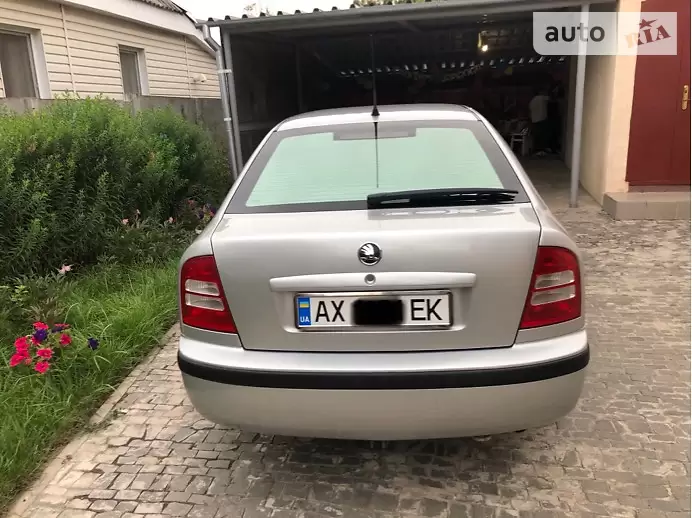 skoda_octavia__290162380fx.webp
