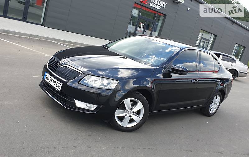 Седан Skoda Octavia 2013 в Мукачево