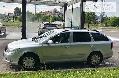 Універсал Skoda Octavia 2012 в 