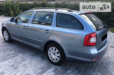 Универсал Skoda Octavia 2009 в Луцке