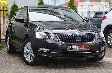 Седан Skoda Octavia 2017 в Киеве