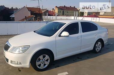 Седан Skoda Octavia 2010 в Мукачево