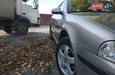 Лифтбек Skoda Octavia 2008 в 