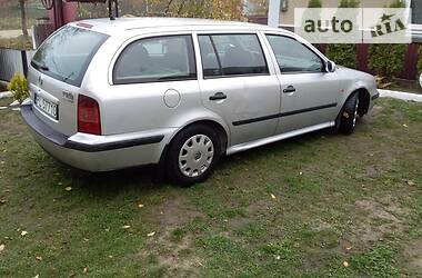 Универсал Skoda Octavia 2000 в Черновцах