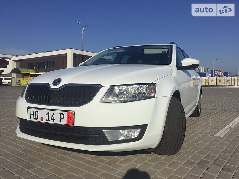 Універсал Skoda Octavia 2016 в Ужгороді