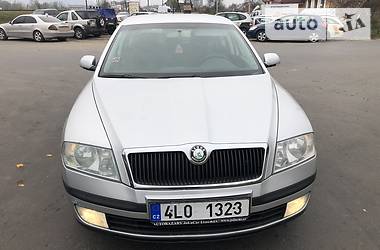 Седан Skoda Octavia 2006 в Хусте