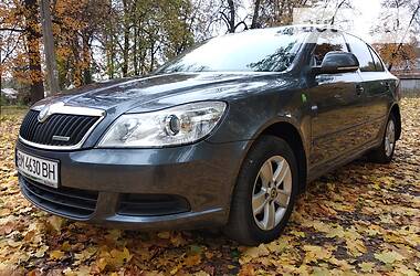 Седан Skoda Octavia 2011 в Глухове