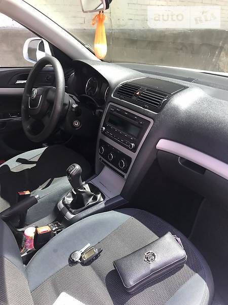 Лифтбек Skoda Octavia 2012 в Покровске