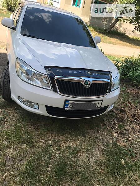 Лифтбек Skoda Octavia 2012 в Покровске