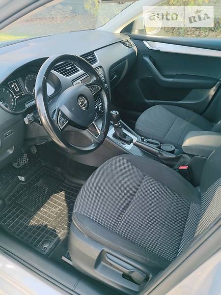 Універсал Skoda Octavia 2015 в Івано-Франківську