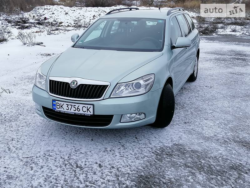 Універсал Skoda Octavia 2009 в Рівному