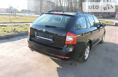 Универсал Skoda Octavia 2011 в Ровно