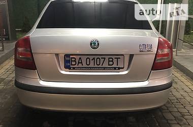 Седан Skoda Octavia 2006 в Кропивницком